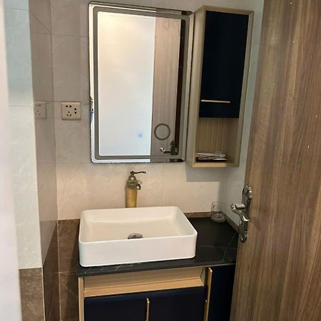דה נאנג Royal Hotel & Apartment מראה חיצוני תמונה
